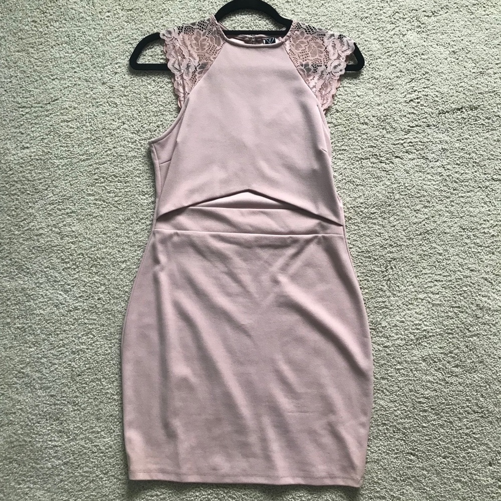Pink bodycon dress